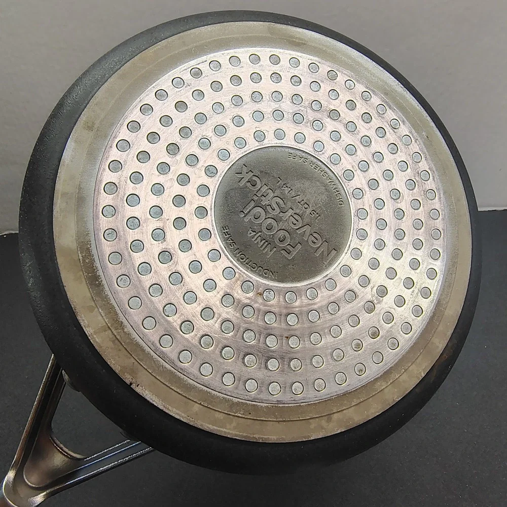 Ninja Foodi NeverStick Saucepan 1.5 QT Black Grey Induction Safe Lid
